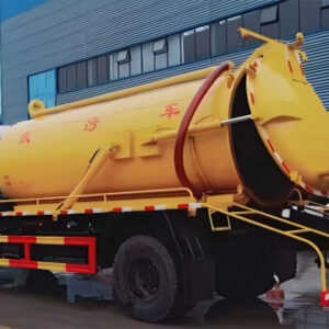 DONGFENG 4X2 8000L SUCTION TRUCK